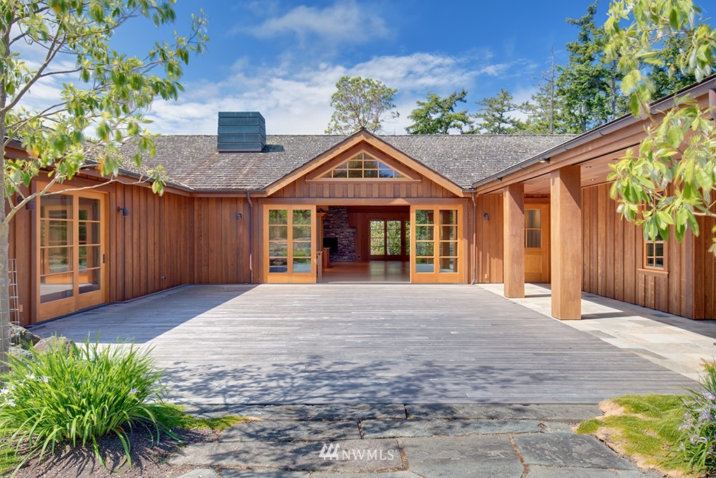 67 Roulac Lane Friday Harbor, WA 98250 - Photo 7 of 25