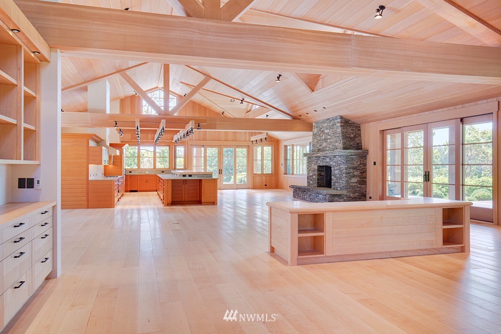 67 Roulac Lane Friday Harbor, WA 98250 - Photo 10 of 25