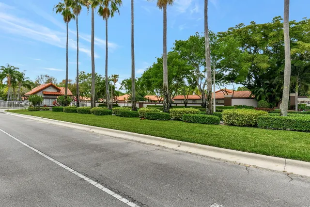 $415,000 | 6248 Kings Gate Circle, Delray Beach, FL 33484