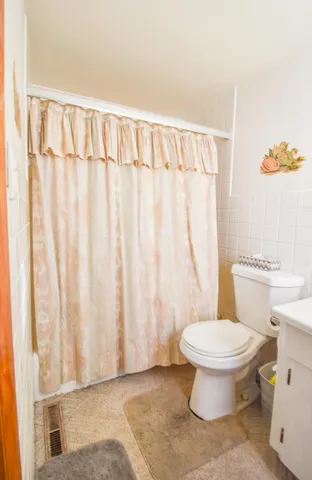 $210,000 | 141 South Snow Prairie Road, Coldwater, MI 49036