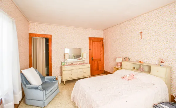 $199,900 | 141 South Snow Prairie Road, Coldwater, MI 49036