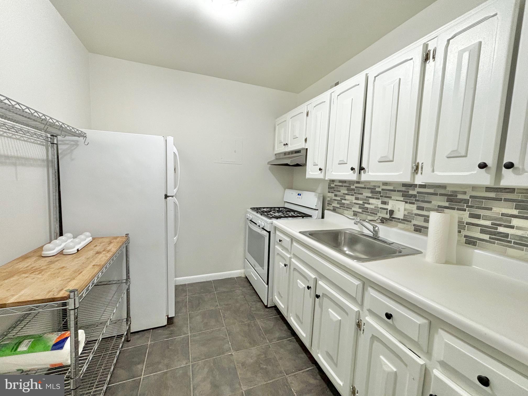 3750 Bel Pre Road, Unit 37503 Silver Spring, MD 20906 - Photo 5 of 13 Kitchen