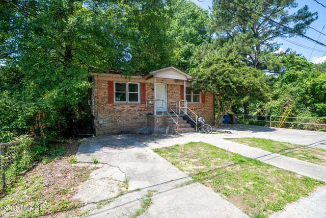 $115,000 | 136 Central Avenue, Rockingham, NC 28379