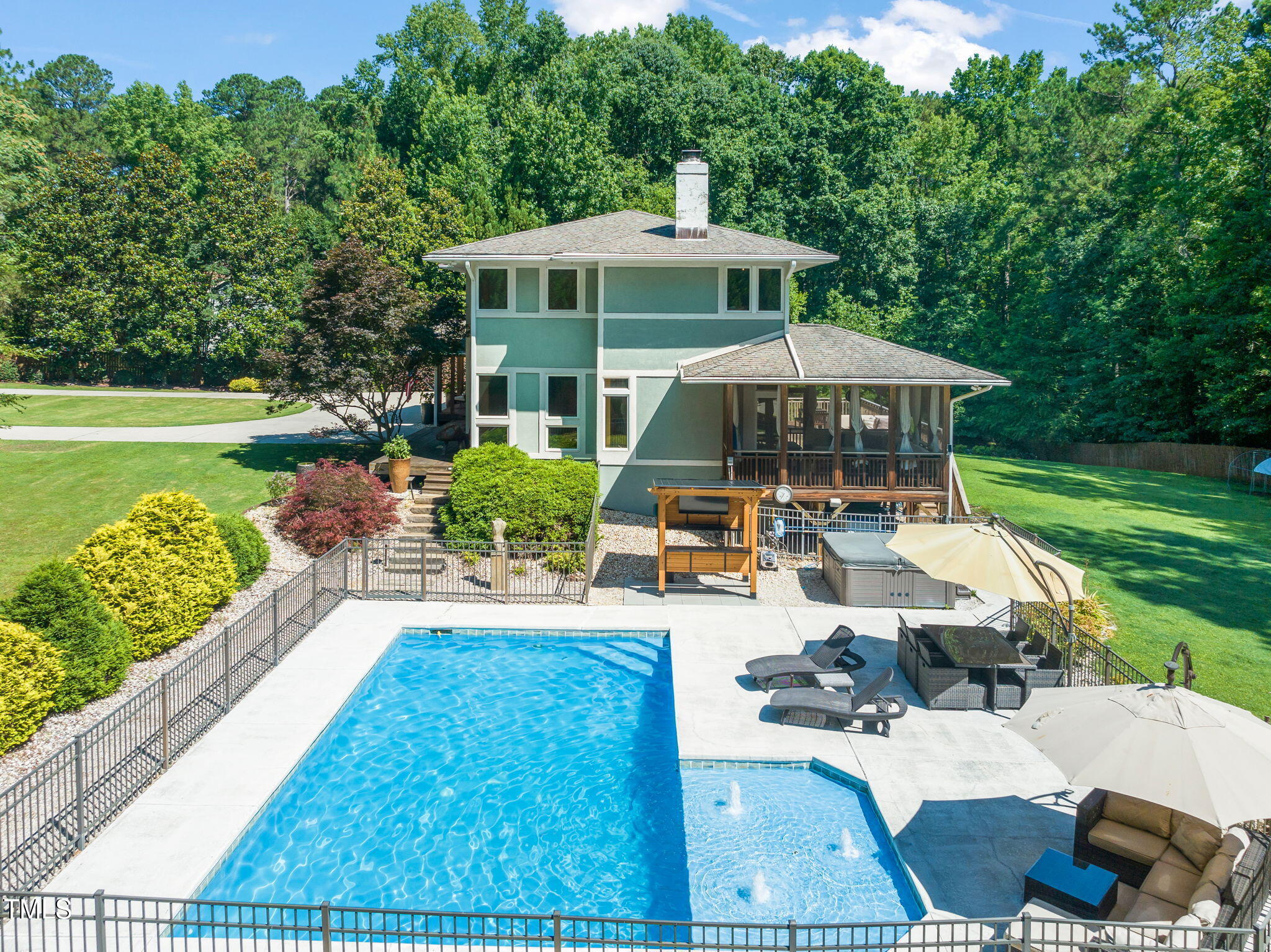 1209 Ravens Point Circle Raleigh, NC 27614 - Photo 47 of 57 2-web-or-mls-untitled-48