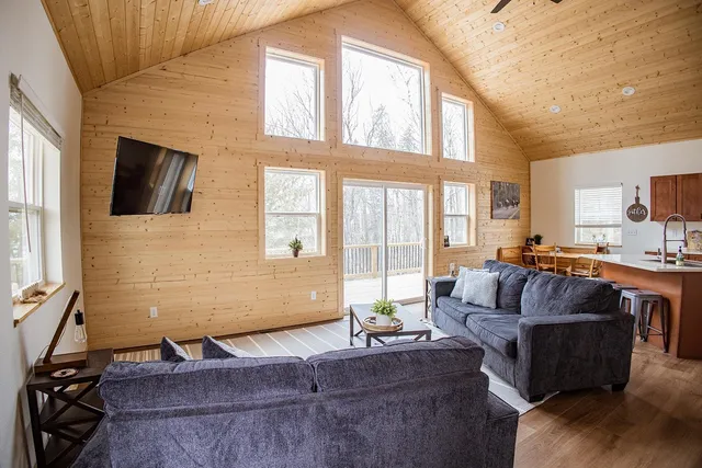 $389,900 | 2361 Vast View Terrace, Phelps, WI 54554