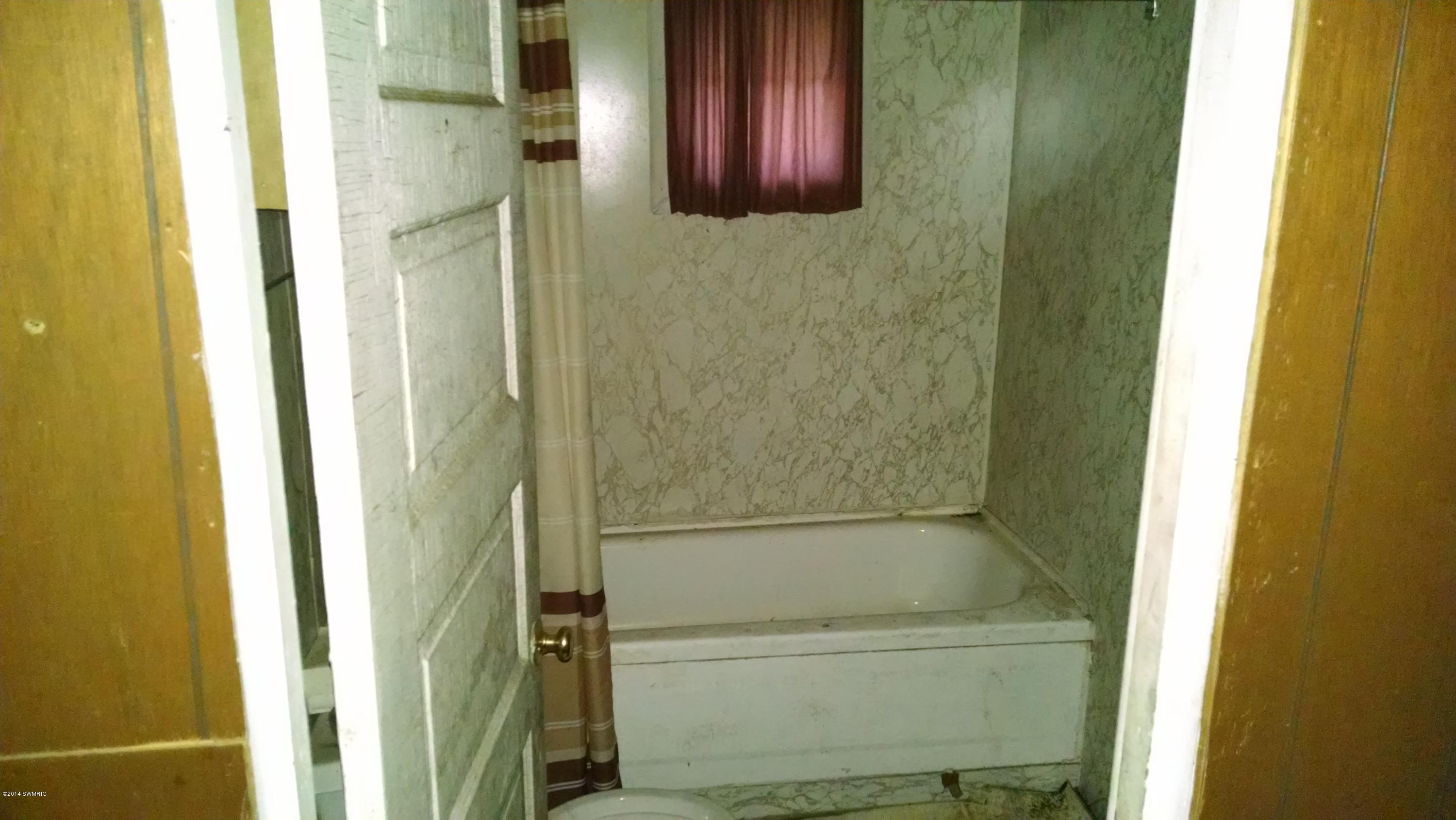 2386 East Camp Road Chase, MI 49623 - Photo 8 of 12 X 008