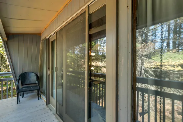 $449,900 | 402 Marsh Family Road, Hartford, VT 05059