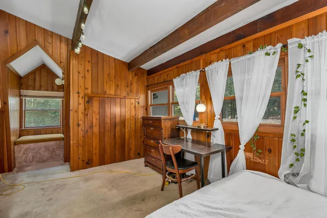 $449,900 | 402 Marsh Family Road, Hartford, VT 05059