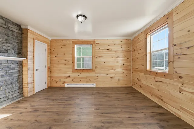 $255,000 | 606 Winthrop Street, Staunton, VA 24401