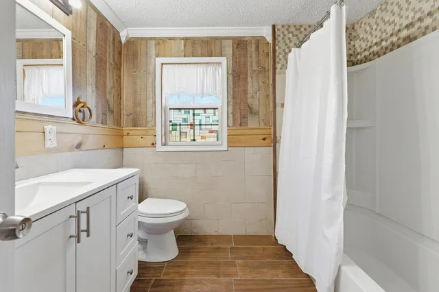 $255,000 | 606 Winthrop Street, Staunton, VA 24401