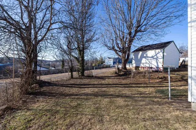 $255,000 | 606 Winthrop Street, Staunton, VA 24401