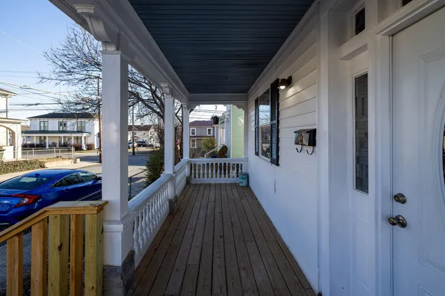 $255,000 | 606 Winthrop Street, Staunton, VA 24401