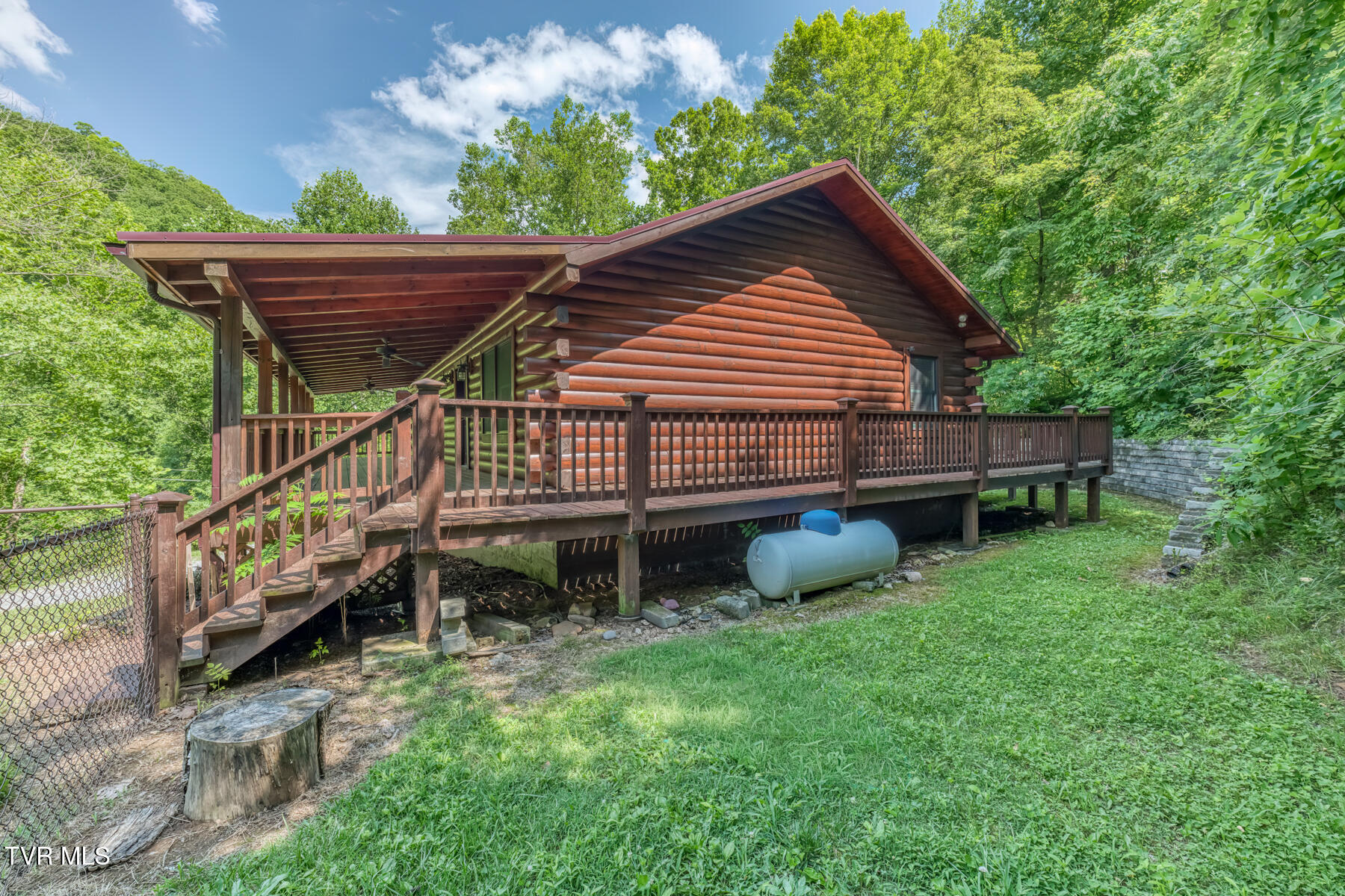 265 Minton Hollow Road Elizabethton, TN 37643 - Photo 37 of 52 265 Minton Hollow Rd-56