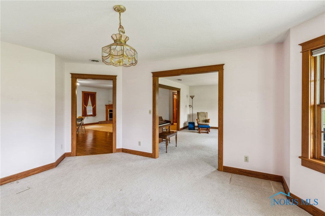 1629 Lockwood Road Findlay, OH 45840 - Photo 9 of 39 Gallery Image 9