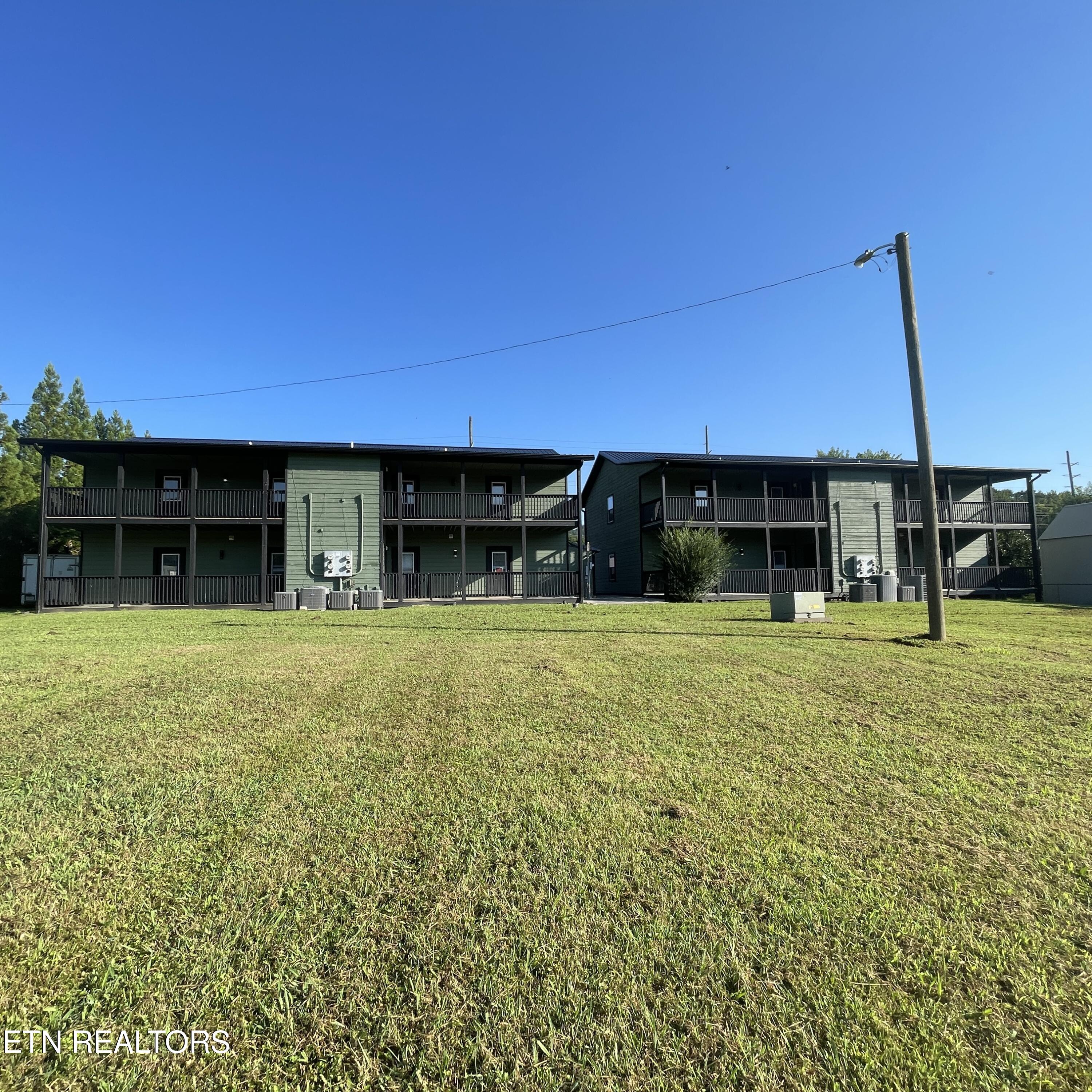 3769-3771 Wears Valley Road, Unit 18 Sevierville, TN 37862 - Photo 15 of 17 20250818_130615762_iOS