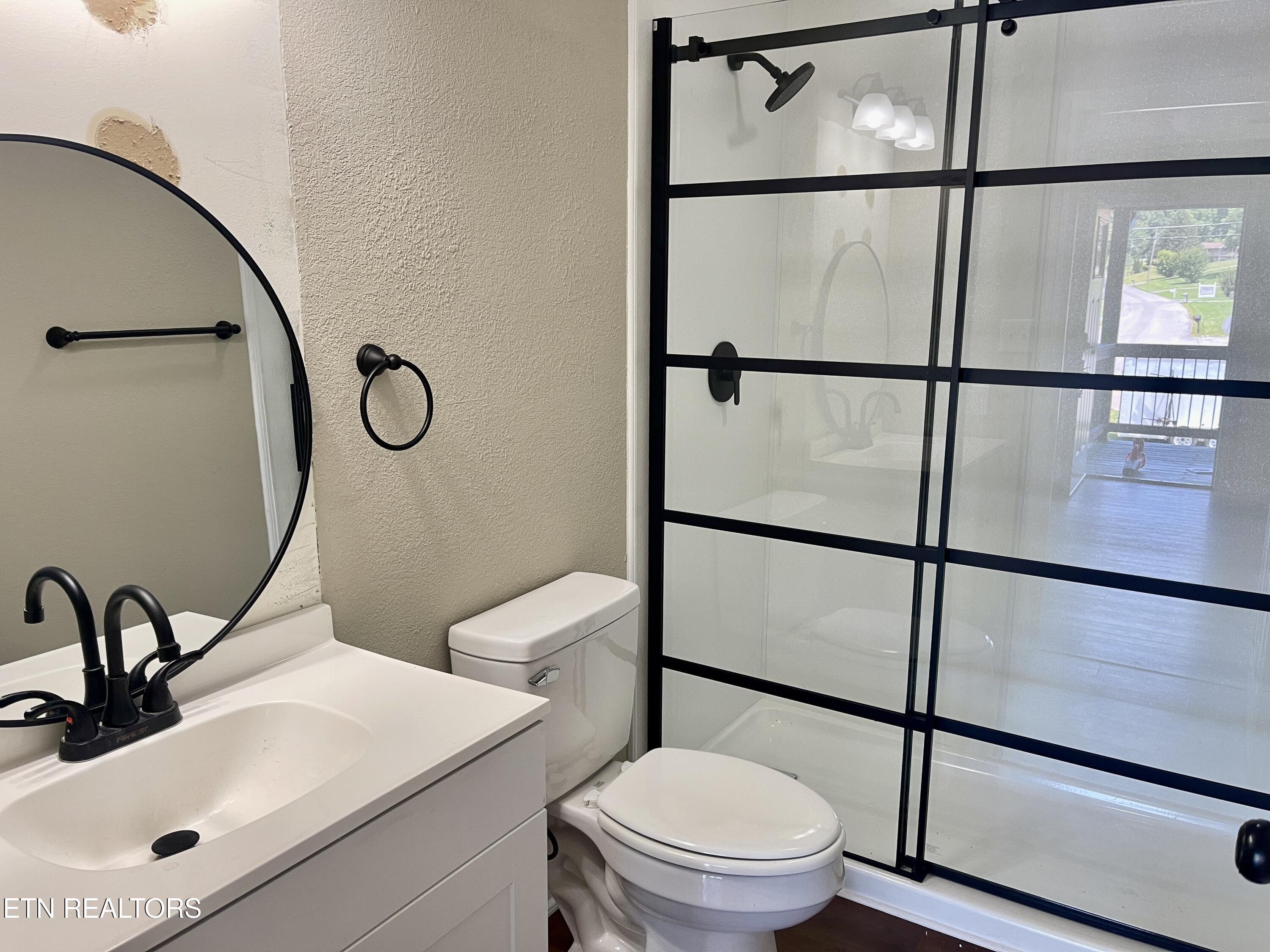 3769-3771 Wears Valley Road, Unit 18 Sevierville, TN 37862 - Photo 10 of 17 20240626_182750905_iOS