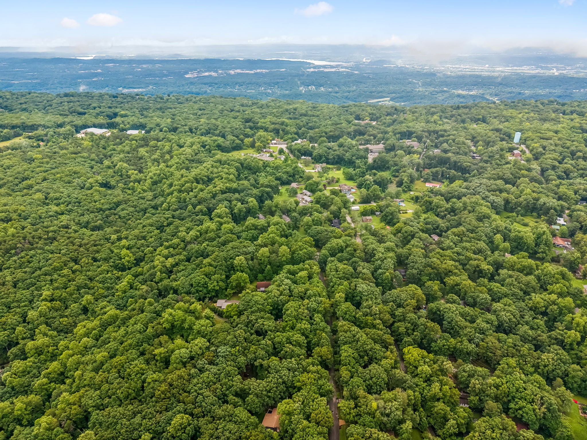 1611 Rustic Homes Lane Signal Mountain, TN 37377 - Photo 35 of 37