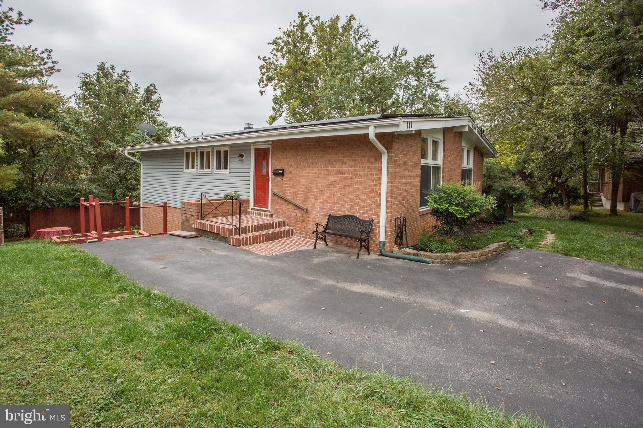 206 Bluff Terrace Silver Spring, MD 20902 - Photo 1 of 48 Gallery Image 1