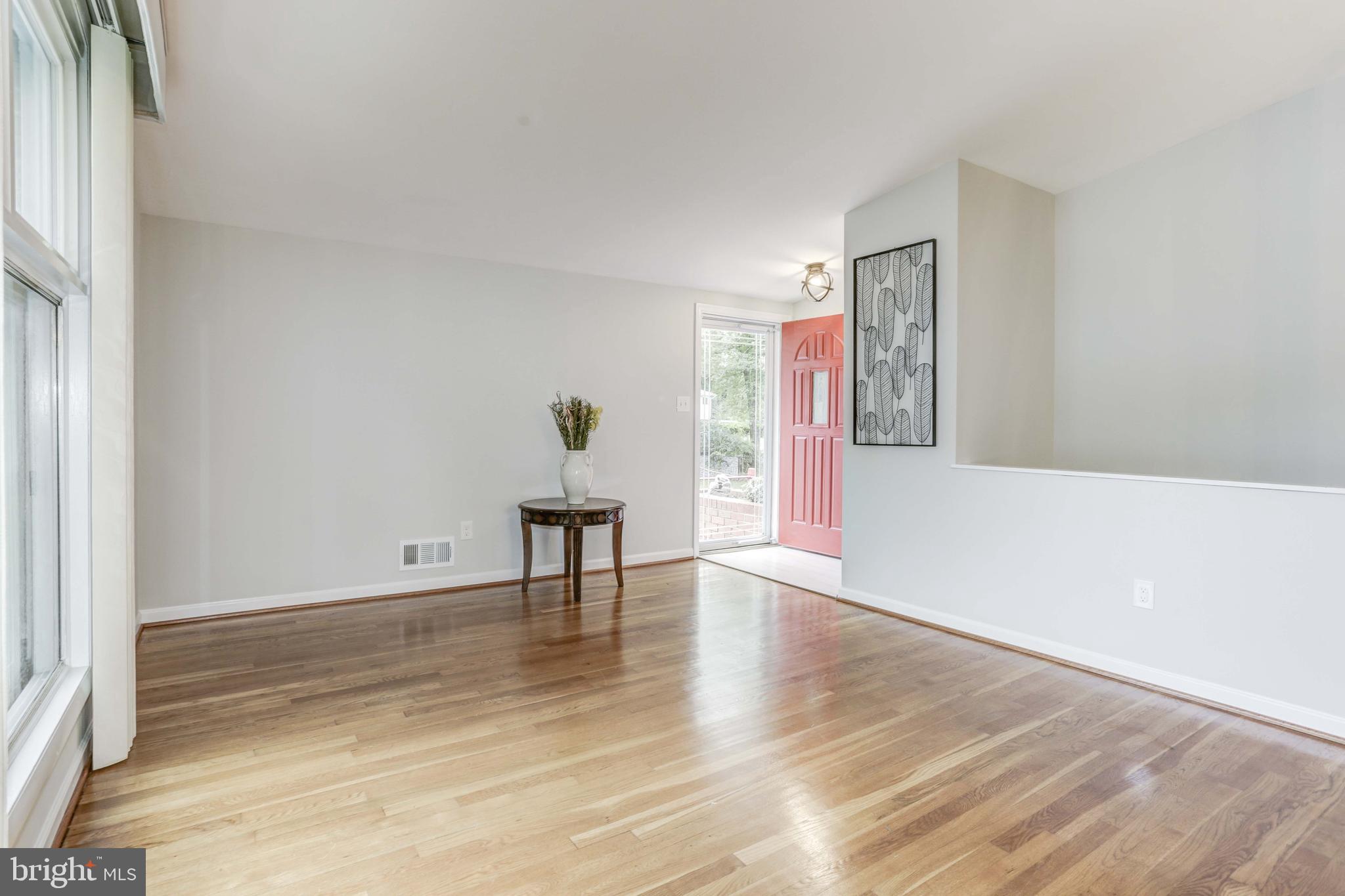 206 Bluff Terrace Silver Spring, MD 20902 - Photo 11 of 48 Gallery Image 11