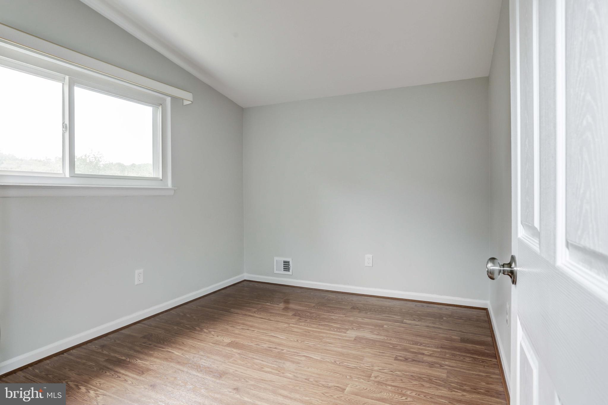 206 Bluff Terrace Silver Spring, MD 20902 - Photo 25 of 48 Gallery Image 25