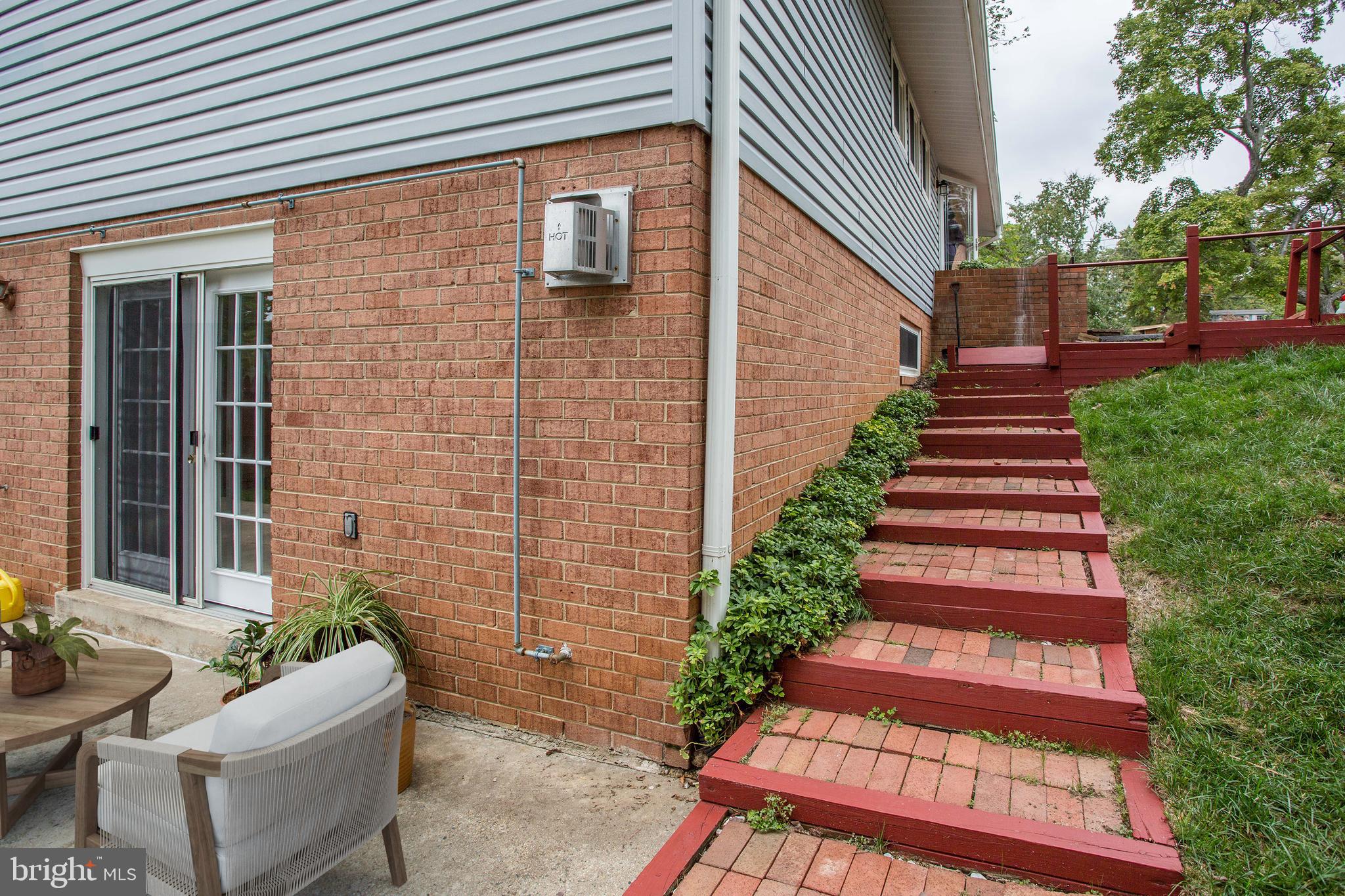 206 Bluff Terrace Silver Spring, MD 20902 - Photo 43 of 48 Gallery Image 43