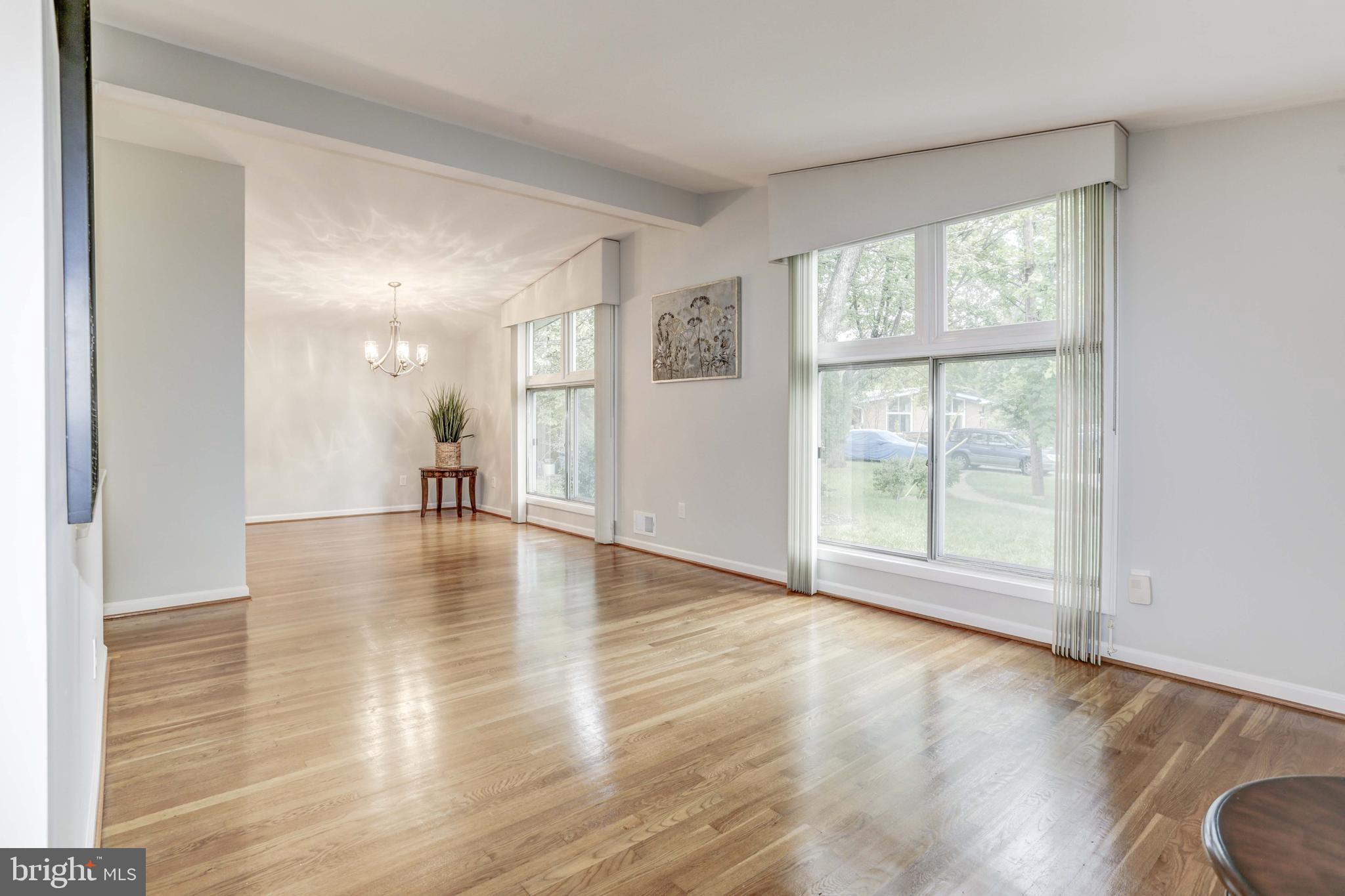 206 Bluff Terrace Silver Spring, MD 20902 - Photo 10 of 48 Gallery Image 10