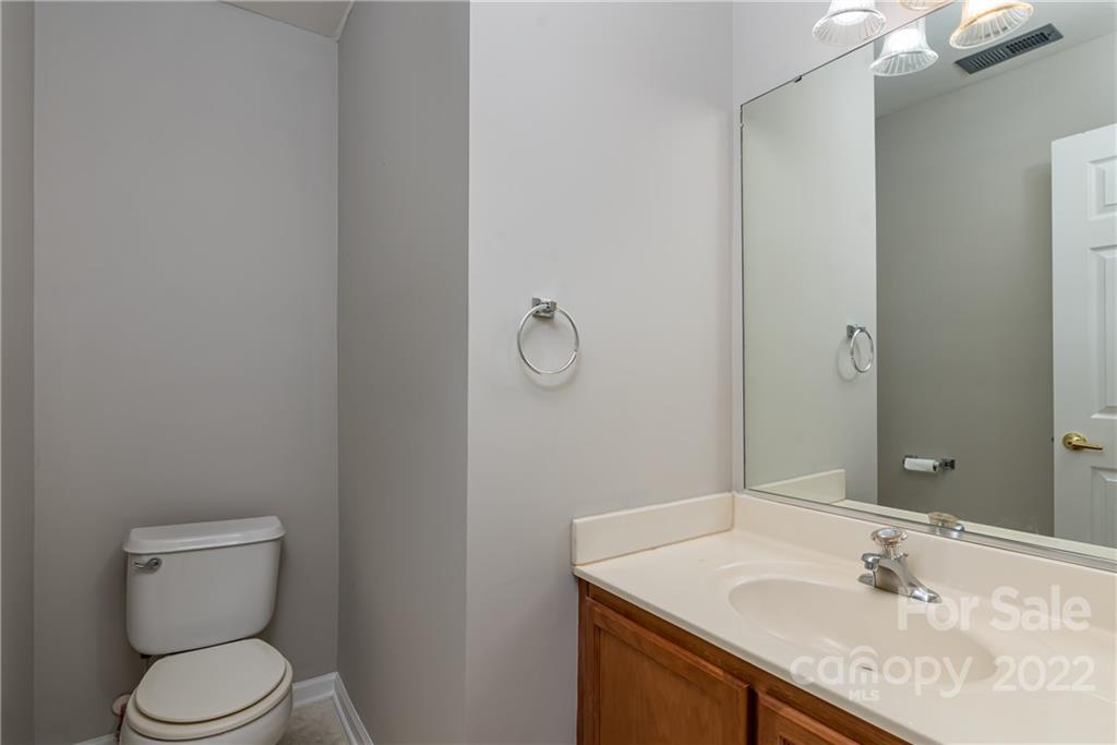 10339 Gold Pan Road Charlotte, NC 28215 - Photo 17 of 32 Gallery Image 17