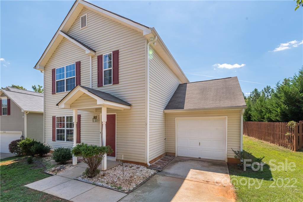10339 Gold Pan Road Charlotte, NC 28215 - Photo 2 of 32 Gallery Image 2