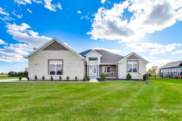 $699,900 | 5508 Legend Drive, Oswego, IL 60543