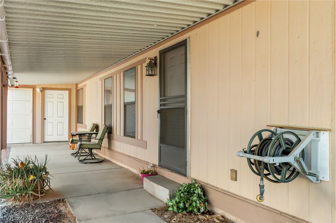 3176 Arroya Court Laughlin, NV 89029 - Photo 3 of 42