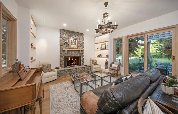 $8,230,000 | 741 Saddle Lane, Ojai, CA 93023