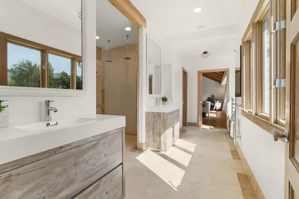 $8,230,000 | 741 Saddle Lane, Ojai, CA 93023