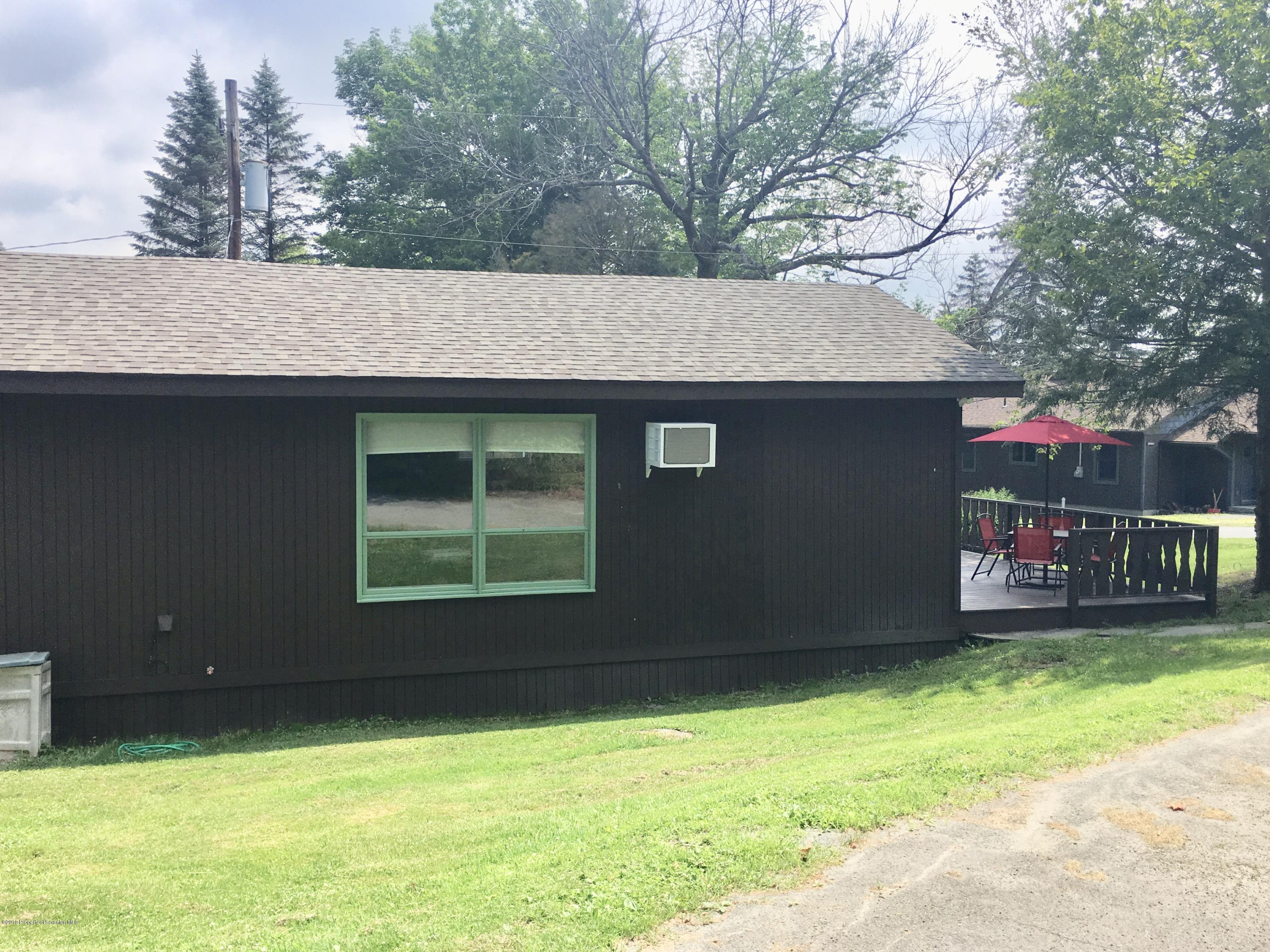 39 West Spring Loop Union Dale, PA 18470 - Photo 2 of 14 Gallery Image 2
