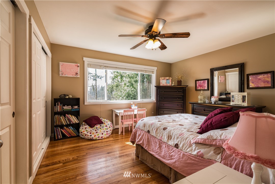 20417 96th Avenue Northeast Bothell, WA 98011 - Photo 14 of 25 Gallery Image 14