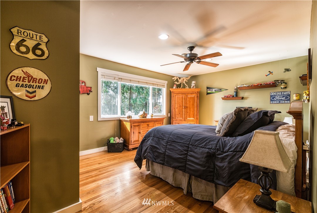 20417 96th Avenue Northeast Bothell, WA 98011 - Photo 15 of 25 Gallery Image 15
