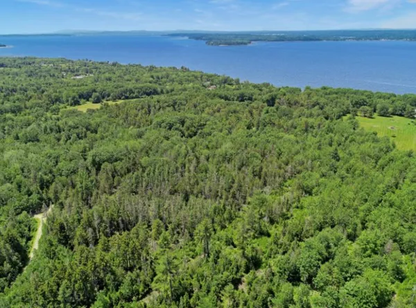 $53,000 | 64 New Homestead Road, Penobscot, ME 04476