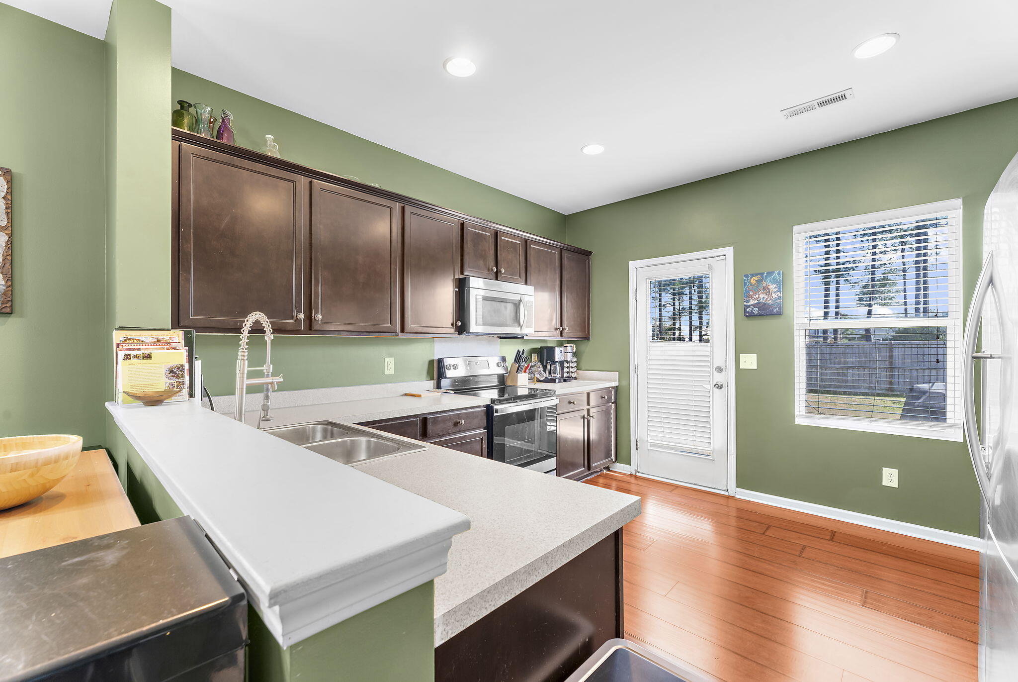 144 Brookhaven Road Summerville, SC 29486 - Photo 12 of 40 15-web-or-mls-DSC05742