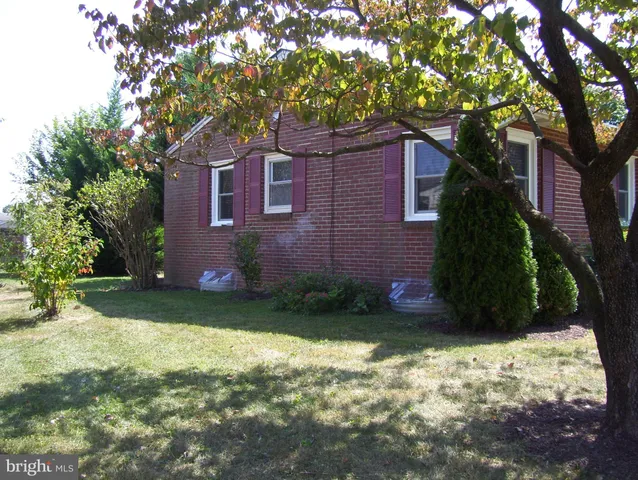 $2,200 | 39 Hampton Place, Walkersville, MD 21793