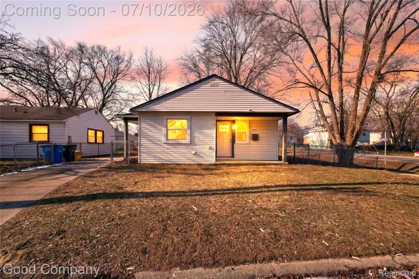 $149,900 | 34039 Cambria Court, Westland, MI 48186