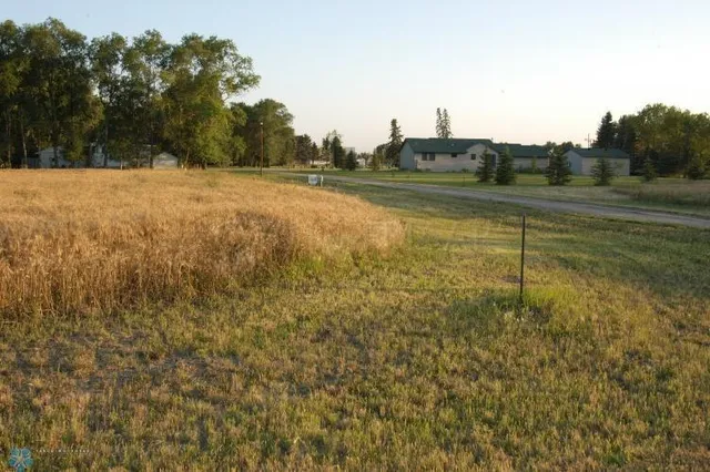 $15,000 | 402 Sheyenne Drive, Abercrombie, ND 58001