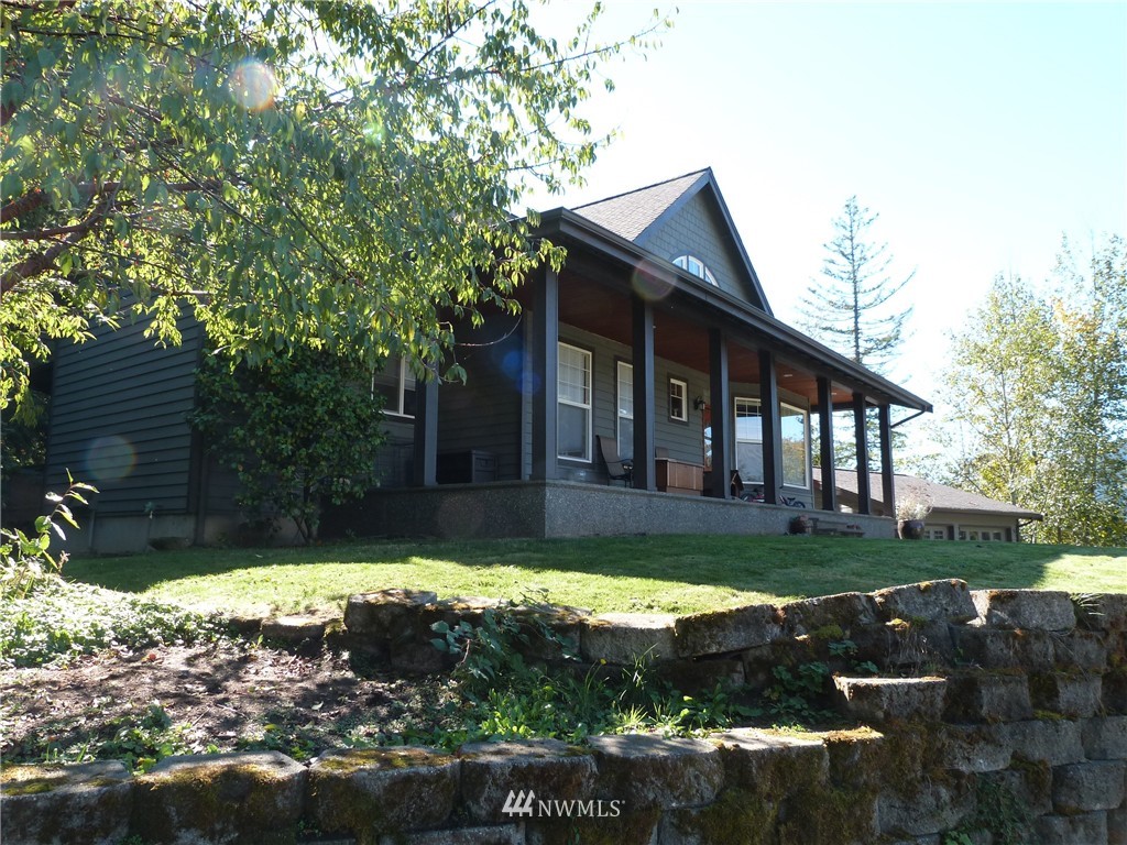 2529 Squires Road Bellingham, WA 98229 - Photo 2 of 25 Gallery Image 2