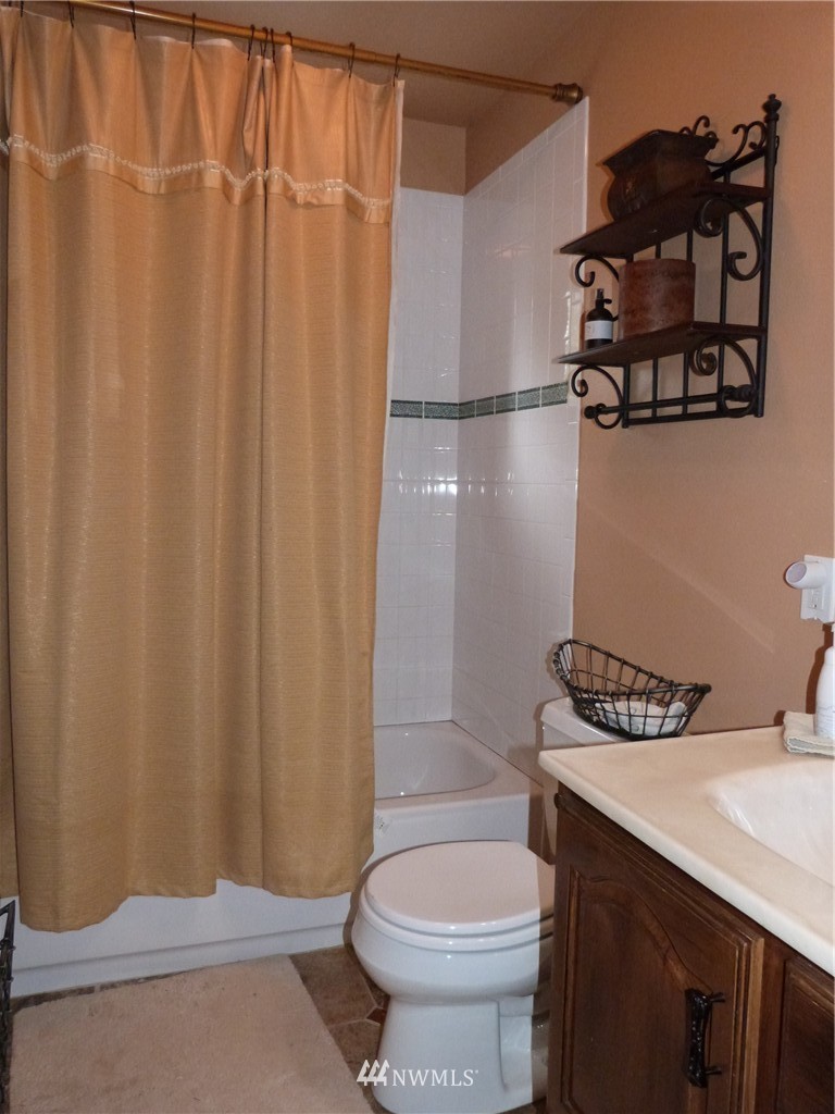 2529 Squires Road Bellingham, WA 98229 - Photo 16 of 25 Gallery Image 16