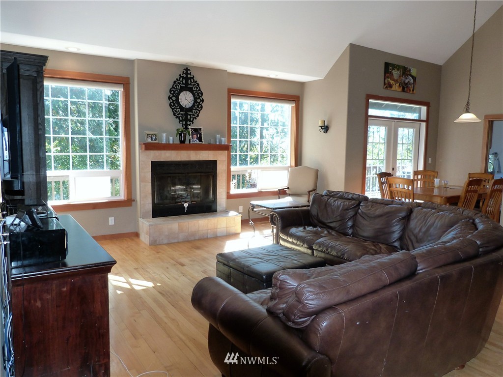 2529 Squires Road Bellingham, WA 98229 - Photo 3 of 25 Gallery Image 3