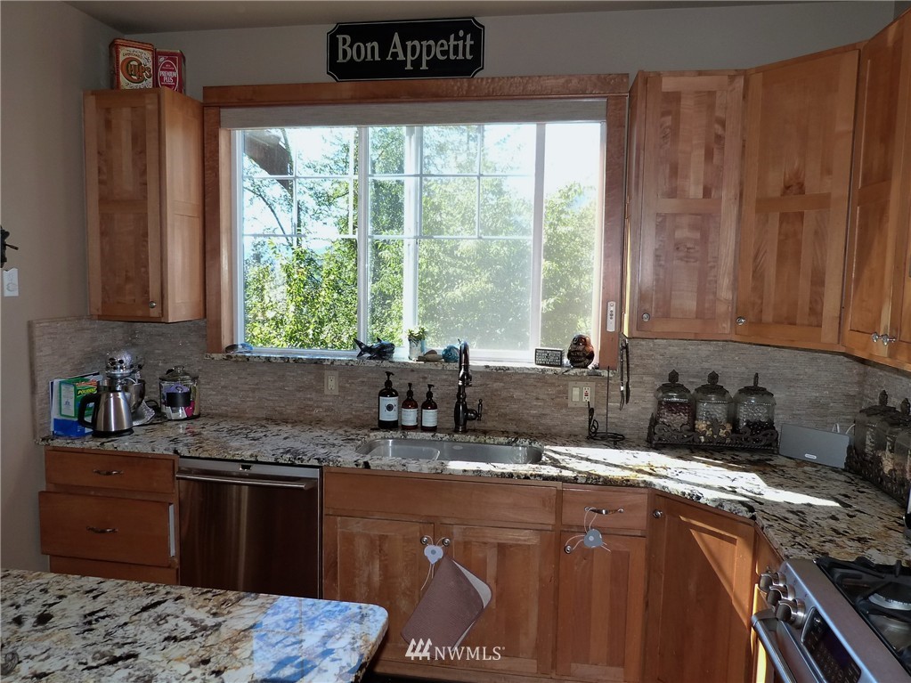 2529 Squires Road Bellingham, WA 98229 - Photo 9 of 25 Gallery Image 9