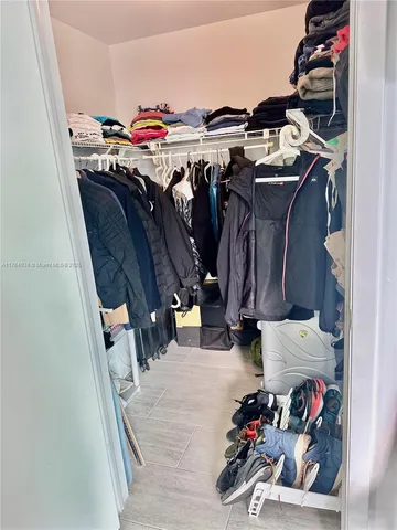 $340,000 | 350 South Miami Avenue, Unit 2712, Miami, FL 33130