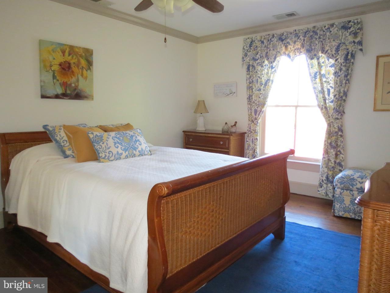 12036 Crest Hill Road Hume, VA 22639 - Photo 17 of 30 Bedroom