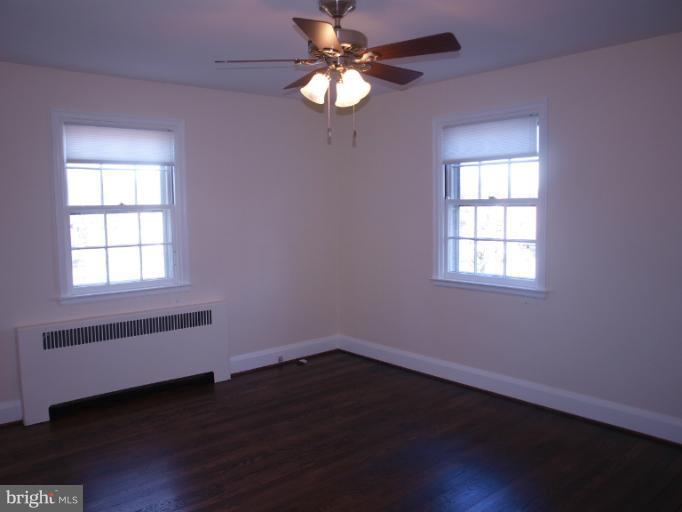 522 Wilton Road Towson, MD 21286 - Photo 16 of 20 Bedroom (Master)