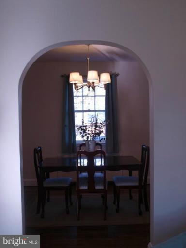 522 Wilton Road Towson, MD 21286 - Photo 8 of 20 Dining Room