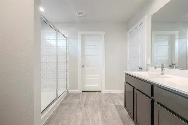 $2,350 | 2920 Gunnersbury Drive, Houston, TX 77047