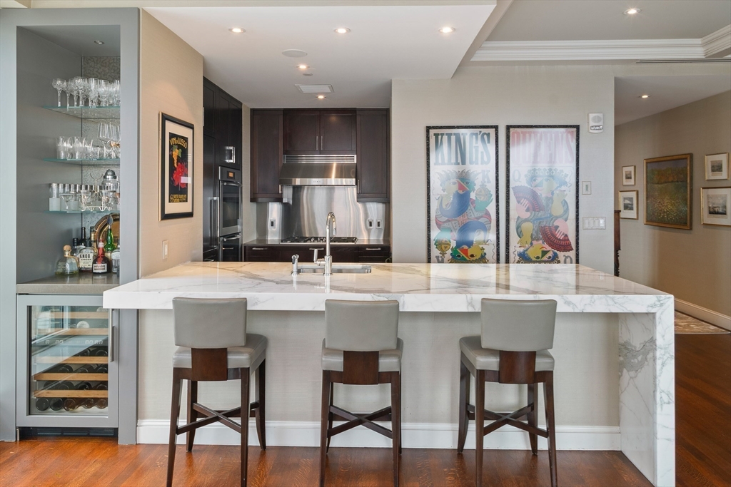 400 Stuart Street, Unit 20A Boston, MA 02116 - Photo 4 of 26